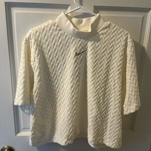 Nike Loose Fit Crop Top